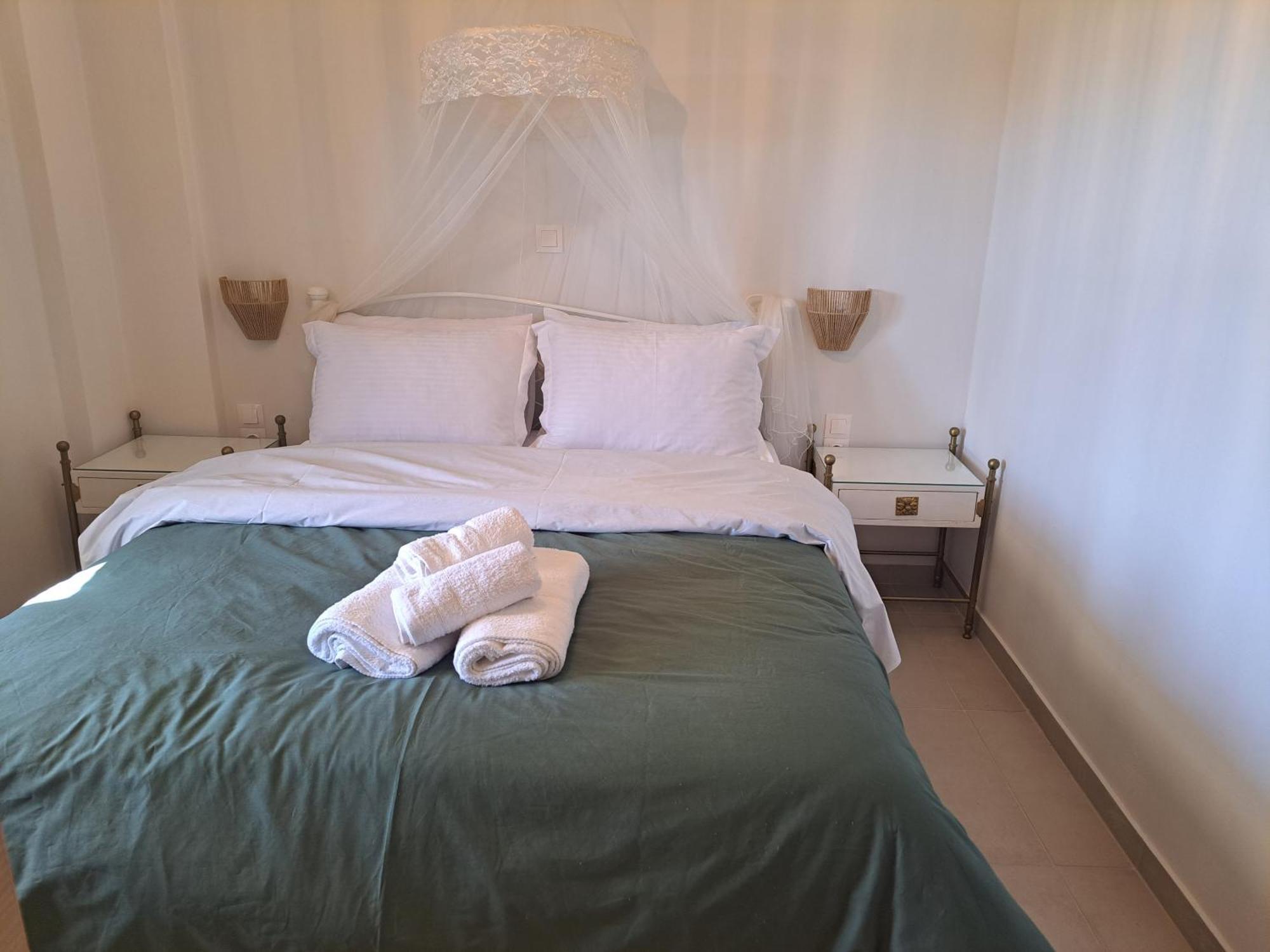 La Familia Luxury Private Maisonettes Near The Sea Gythio Ngoại thất bức ảnh